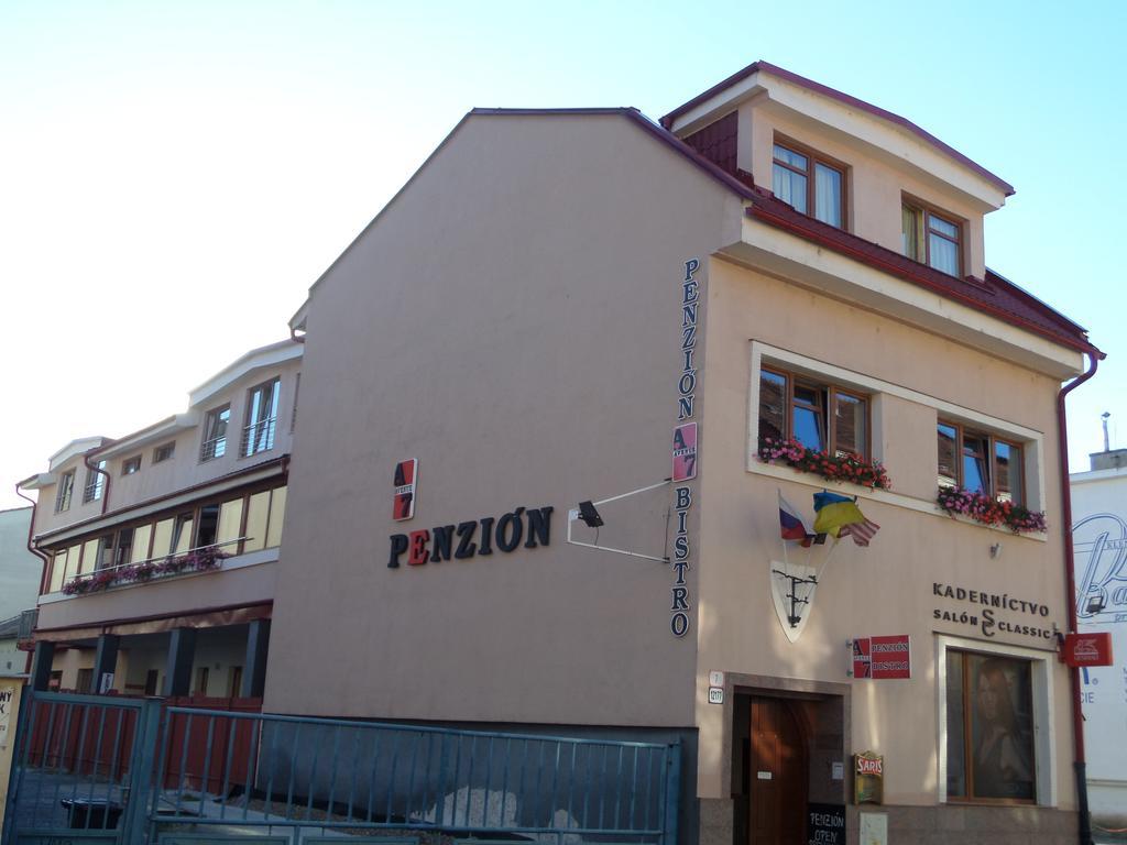 A 7 - Avenue 7 Penzion Hotel Eperjes Kültér fotó